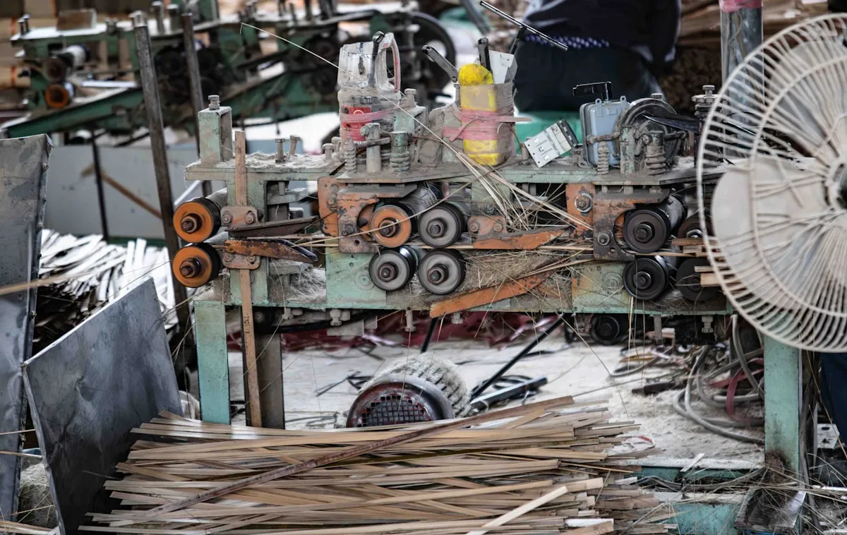 Production scheduling components on a factory floor